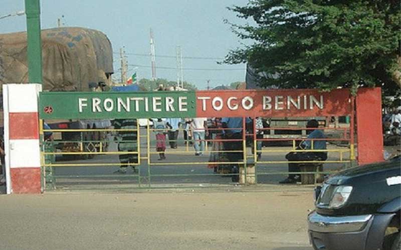 image de la zone de la frontière benin togo